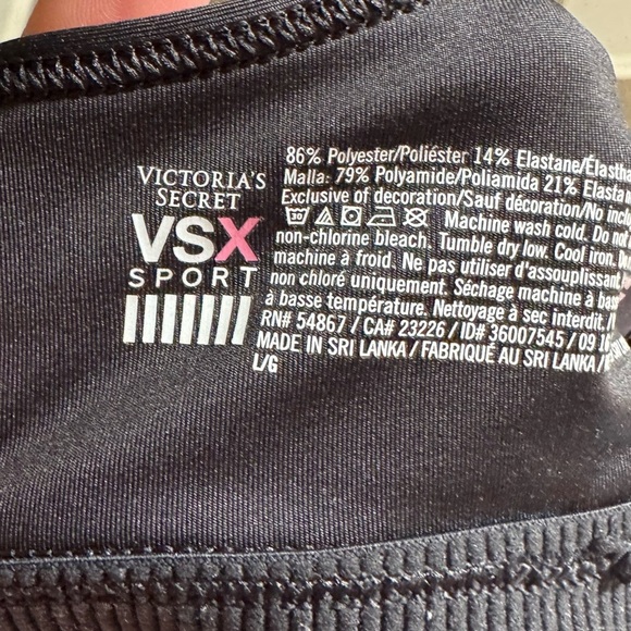 Victoria Secrets VSX Sports Bra - Picture 5 of 5